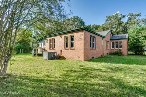 Exterior - 239 Fernwood Dr, Jackson, MS 39206 photo 13 of 13