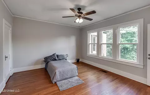 Bedroom - 239 Fernwood Dr, Jackson, MS 39206 photo 9 of 12