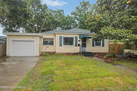 364 Porter Ave, Biloxi, MS 39530