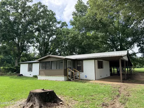 647 Irwin Rd, Bentonia, MS 39040