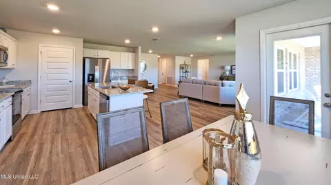 Dining - 128 Strawberry Dr, Lucedale, MS 39452 photo 2 of 2
