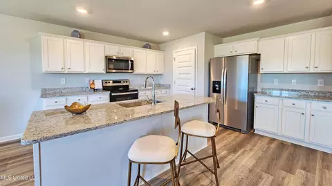 Kitchen - 128 Strawberry Dr, Lucedale, MS 39452 photo 2 of 3