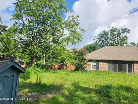 24138 Mchenry Rd, Saucier, MS 39574 photo 2