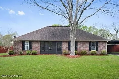24138 Mchenry Rd, Saucier, MS 39574