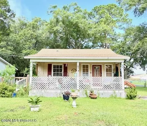 2411 11th St, Pascagoula, MS 39567