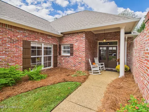 Exterior - 207 Geneva Blvd, Madison, MS 39110 photo 10 of 10