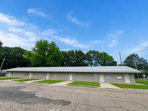 801 Goodwater Rd, Magee, MS 39111