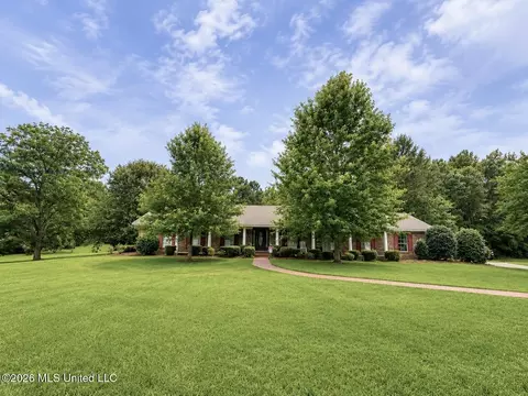657 Simpson Highway 149, Magee, MS 39111