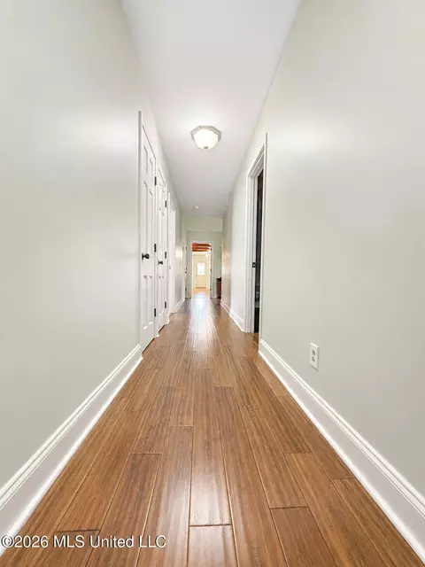 Entry Way - 657 Simpson Highway 149, Magee, MS 39111 photo 3 of 3