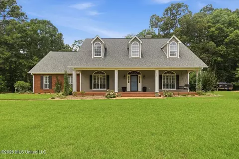 403 Fawnwood Dr, Brandon, MS 39042