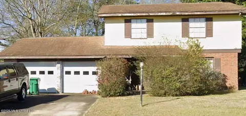 15488 N Parkwood Dr, Gulfport, MS 39503