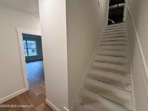 Entry Way - 825 E Quitman Ct, Nesbit, MS 38651 photo 1 of 1