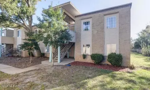 245 Mc Donnell Ave #164, Biloxi, MS 39531