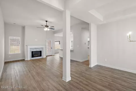 Living - 6579 E John Hamilton Way, Olive Branch, MS 38654 photo 3 of 3