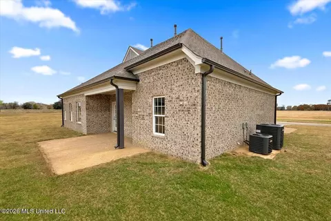 Other - 6579 E John Hamilton Way, Olive Branch, MS 38654 photo 4 of 7