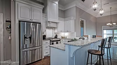 Kitchen - 148 Provonce Park, Brandon, MS 39042 photo 2 of 4