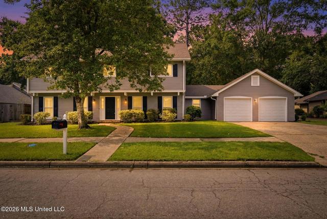 3010 Raphael Dr, Hattiesburg, MS 39402