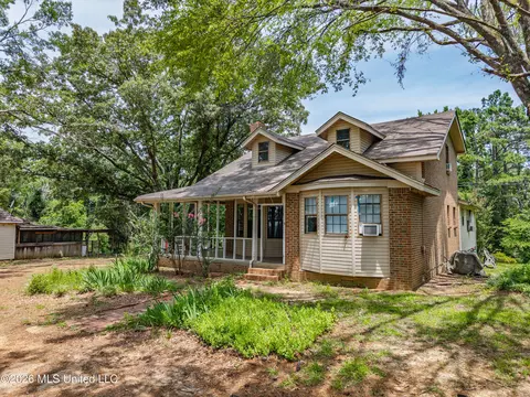 Exterior - 2139 Cold Springs Rd, Sardis, MS 38666 photo 10 of 19