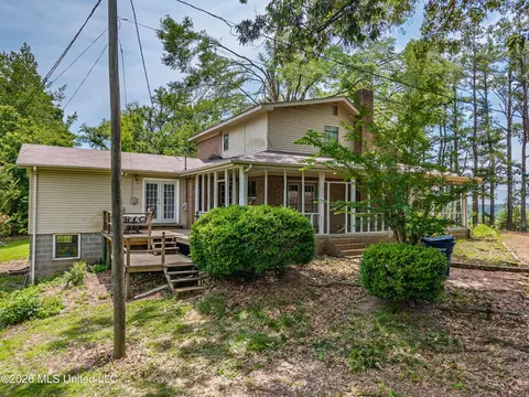 Exterior - 2139 Cold Springs Rd, Sardis, MS 38666 photo 12 of 19