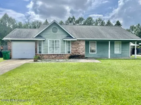 8016 Ridgecrest Cir, Biloxi, MS 39532