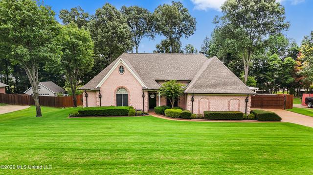 5594 Marlin Pl, Olive Branch, MS 38654