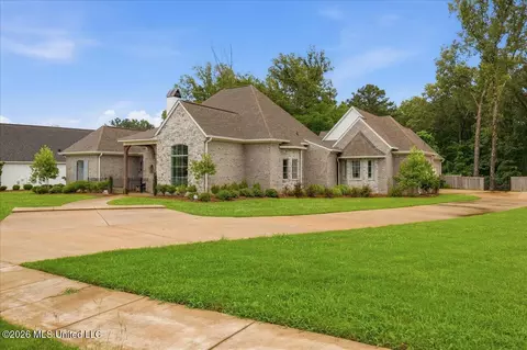Exterior - 201 Ashworth Cir, Madison, MS 39110 photo 3 of 19