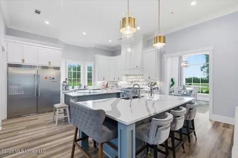 Kitchen - 201 Ashworth Cir, Madison, MS 39110 photo 2 of 8