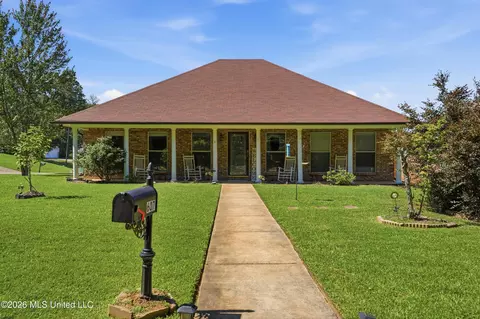 607 Briars Bnd, Brandon, MS 39042