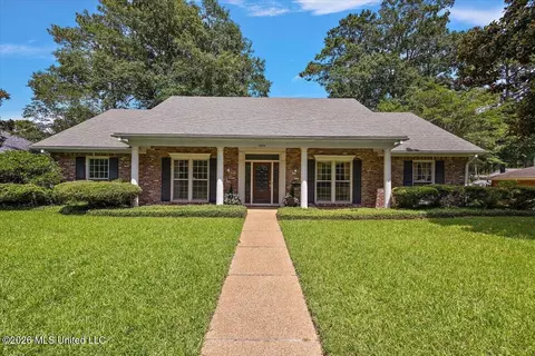 5484 River Thames Pl, Jackson, MS 39211