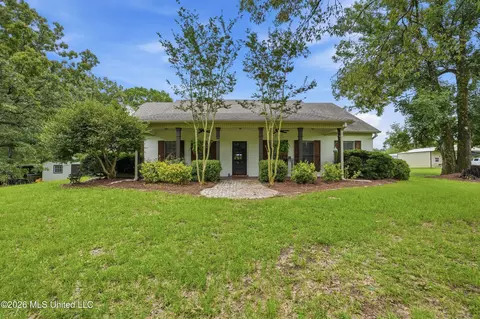 240 Mink Branch Rd, Pelahatchie, MS 39145