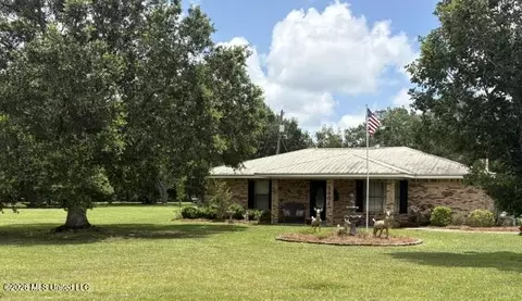 5901 Slater Cir, Moss Point, MS 39562