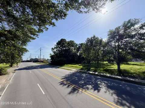 Canty St, Pascagoula, MS 39581