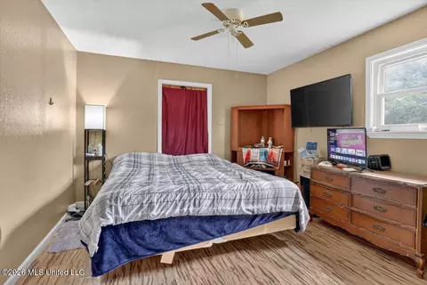 Bedroom - 4668 Central Academy Rd, Sardis, MS 38666 photo 4 of 9