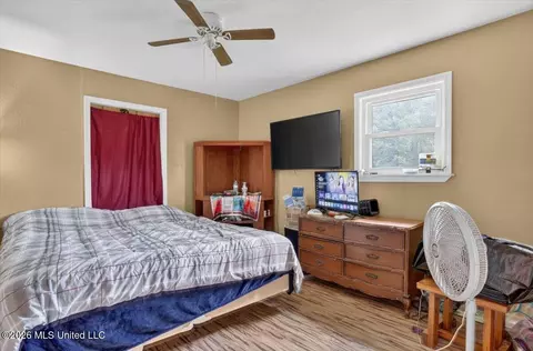 Bedroom - 4668 Central Academy Rd, Sardis, MS 38666 photo 1 of 9