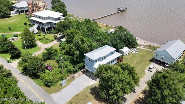 5125 E Belle Fontaine Rd, Ocean Springs, MS 39564