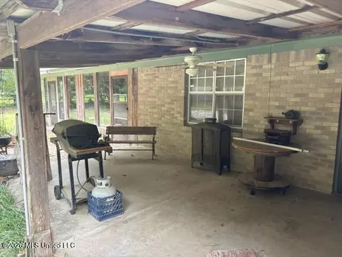 Exterior - 2914 S Highway 7, Holcomb, MS 38940 photo 1 of 7