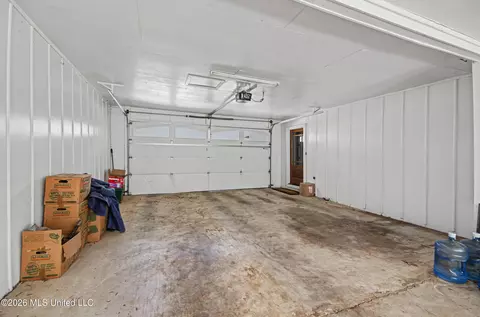 Other - 3919 Pinewood Dr, Jackson, MS 39211 photo 9 of 10