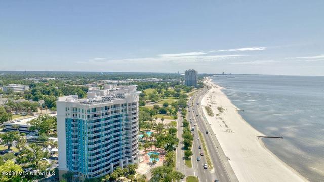 2228 Beach Dr #909, Gulfport, MS 39507