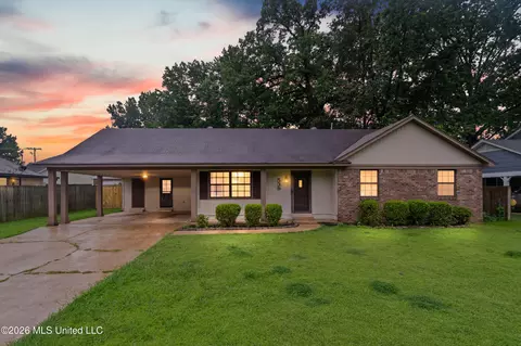 539 N Lake Shore Dr, Southaven, MS 38671