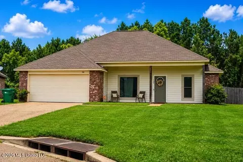 148 Dakota St, Byram, MS 39272 photo 2