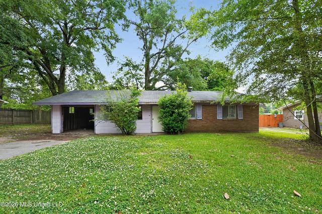366 Queen Marie Ln, Jackson, MS 39209