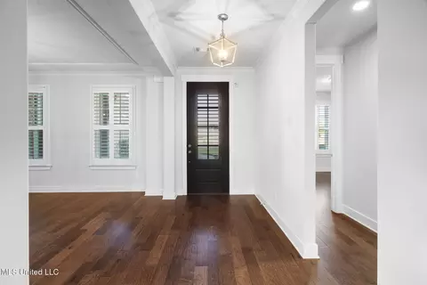Entry Way - 7198 E Harrier Dr, Olive Branch, MS 38654 photo 1 of 5
