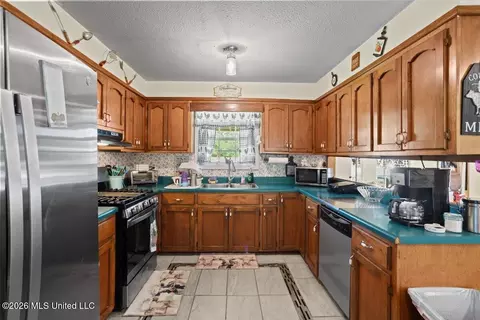 66 Bell Rd, Wiggins, MS 39577 photo 8
