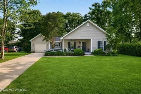 1019 Pino St, Long Beach, MS 39560