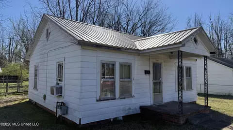 516 Highland St, Corinth, MS 38834 photo 3