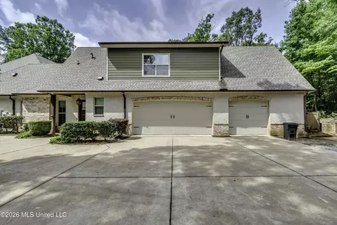 Exterior - 270 Evergreen Dr, Brandon, MS 39042 photo 2 of 8