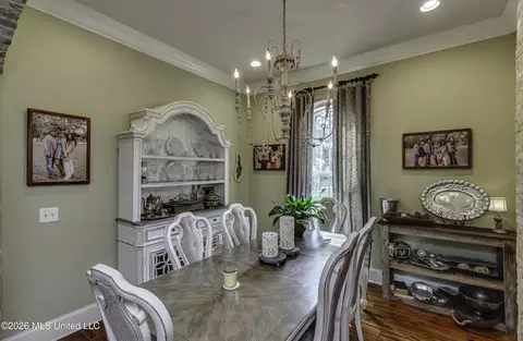 Dining - 270 Evergreen Dr, Brandon, MS 39042 photo 1 of 2