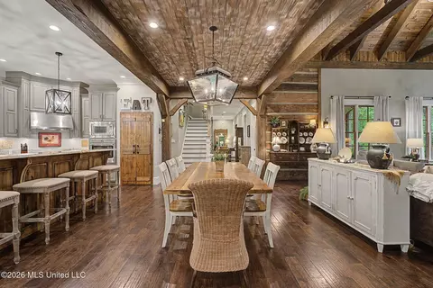 Dining - 55 County Road 171, Corinth, MS 38834 photo 2 of 2