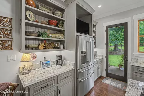 Kitchen - 55 County Road 171, Corinth, MS 38834 photo 2 of 6