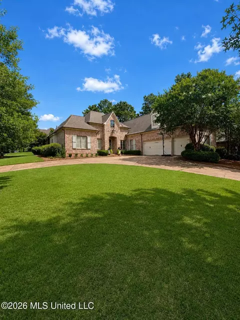 102 Glenwood Bnd, Madison, MS 39110